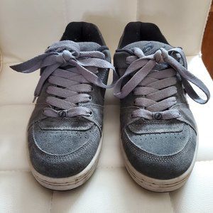 Es Accel men's size 7 skate shoes